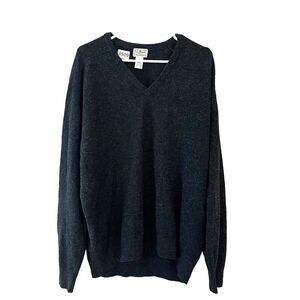 L L Bean Men Black Pullover Sweater XL V Neck Long Sleeve Classic Fit Lambs Wool